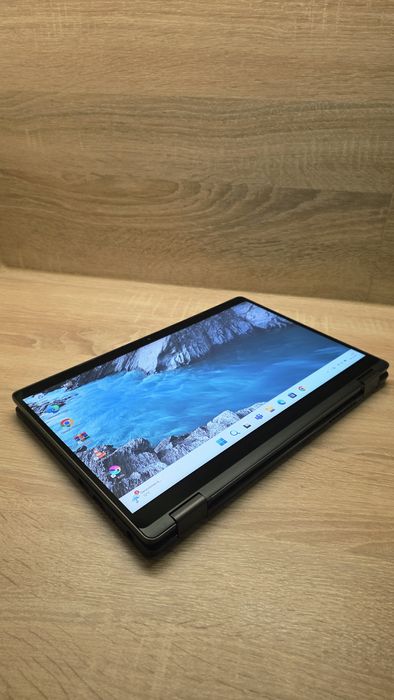 Laptop Dell Latitude Dotykowy 2w1 i5-8365U 16GB DDR4 256GB SSD Win11