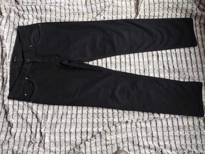 Czarne spodnie męskie Vankel jeans L