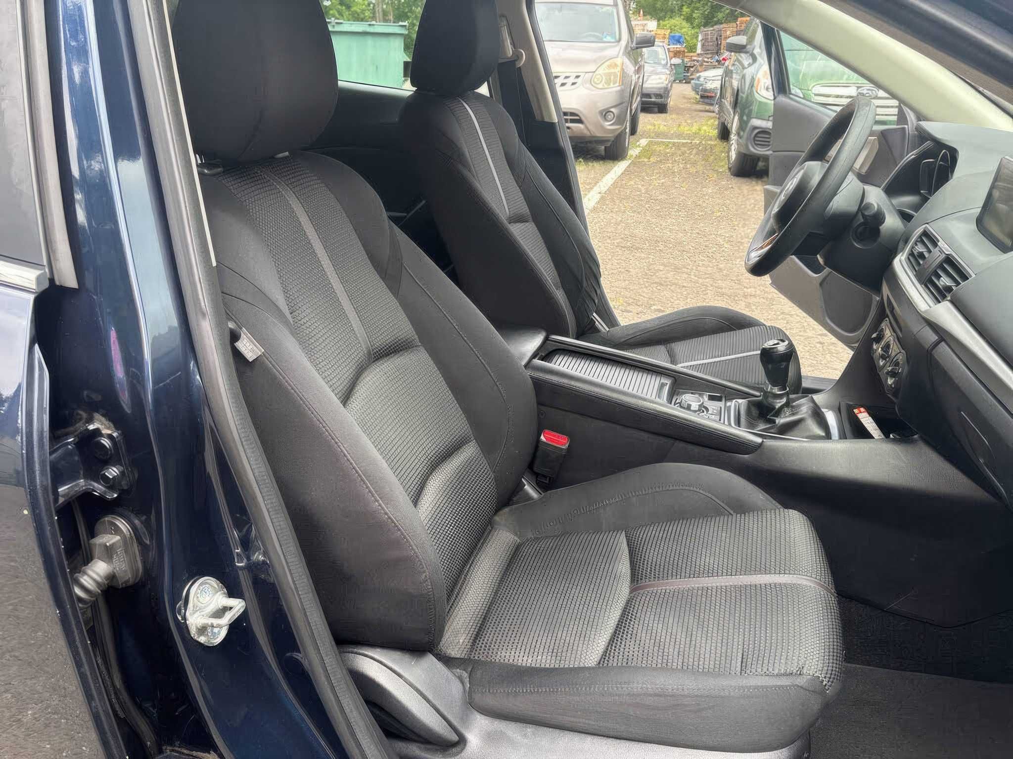 2017 Mazda MAZDA3
