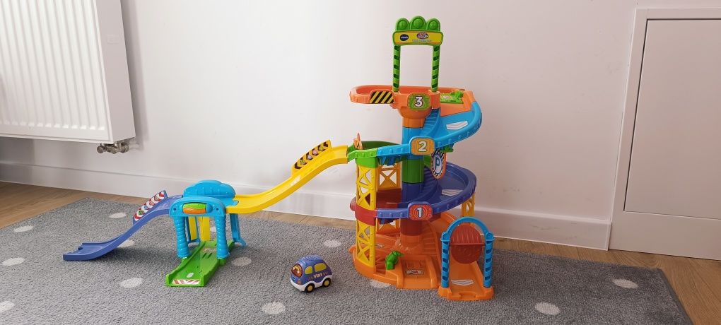 Wieża Parkingowa VTech 60558 Tut Tut