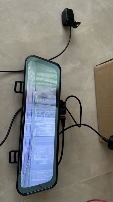 Продається дзеркало з реєстратором та камерою заднього виду