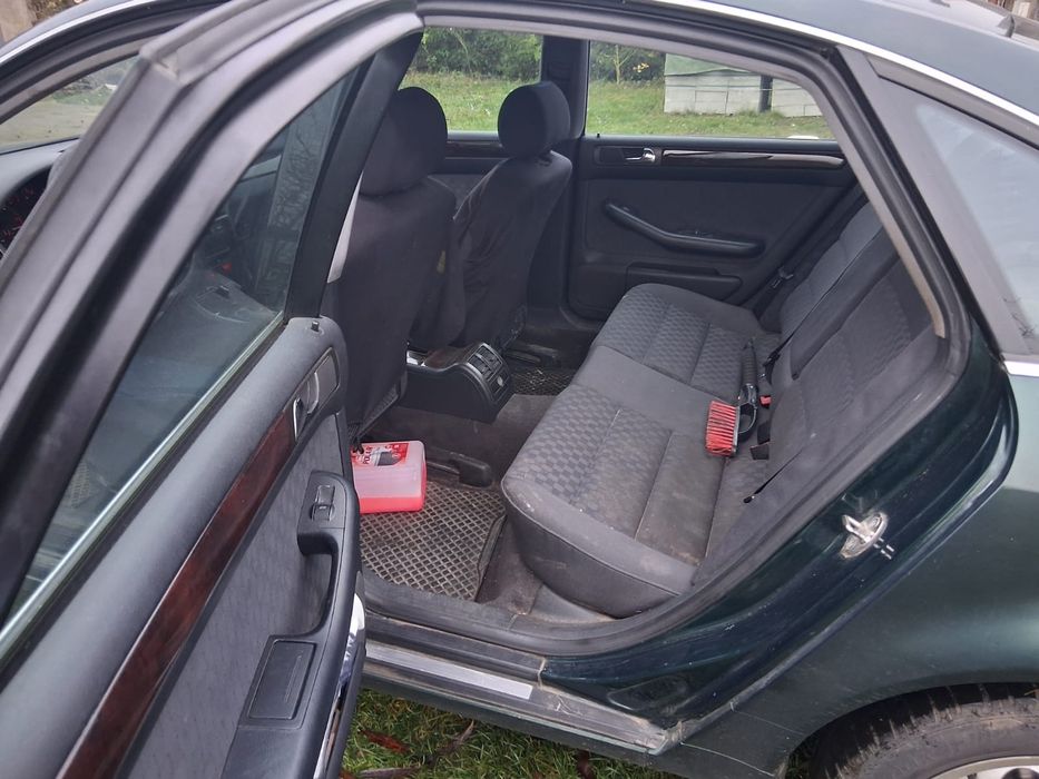 Audi a6 c5 1.9TDI 110km,1997r,Dwa komplety kół,hak