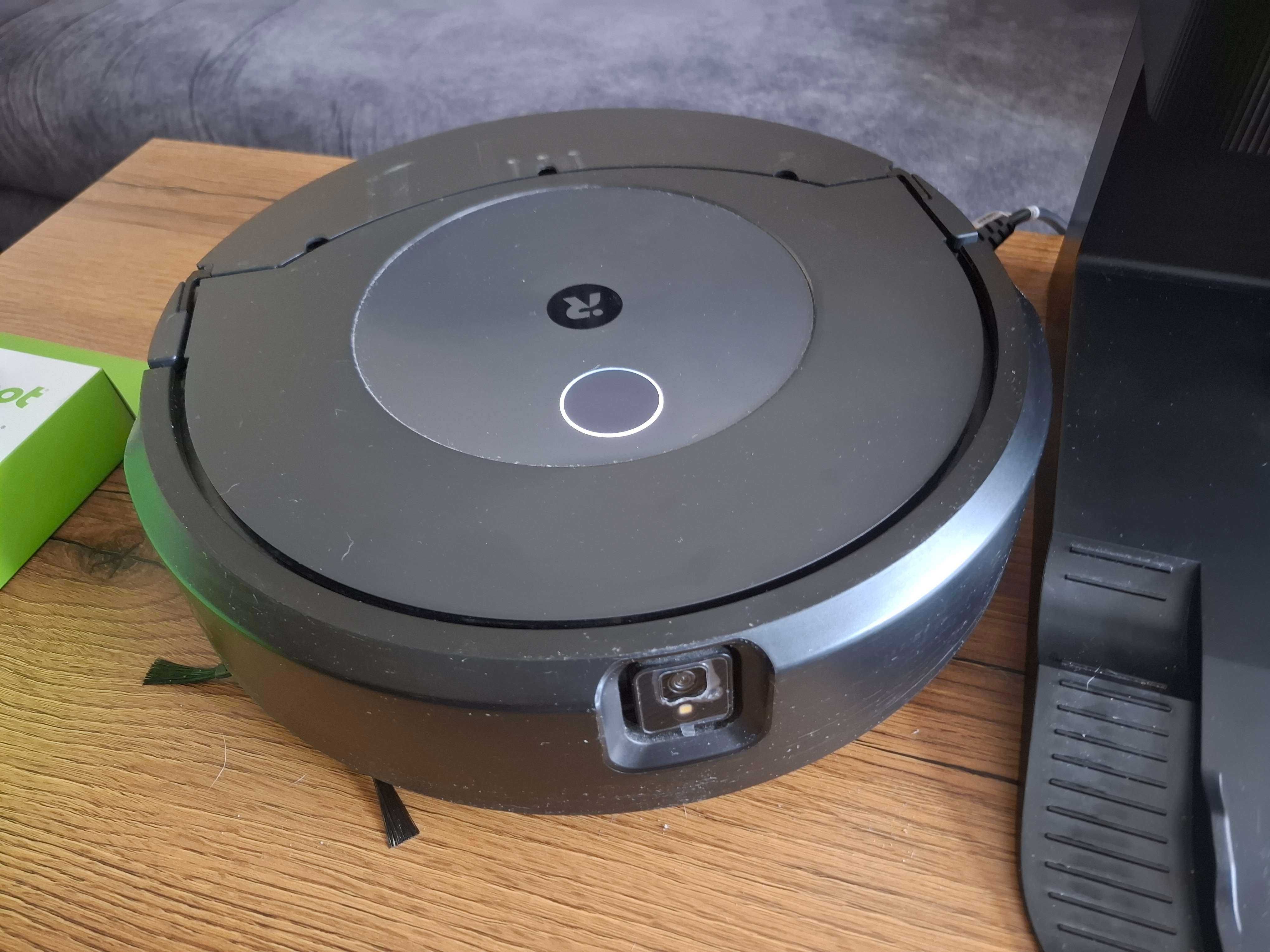 Robot sprzątający, odkurzacz IROBOT Roomba Combo j7+ (Odkurza i myje!)