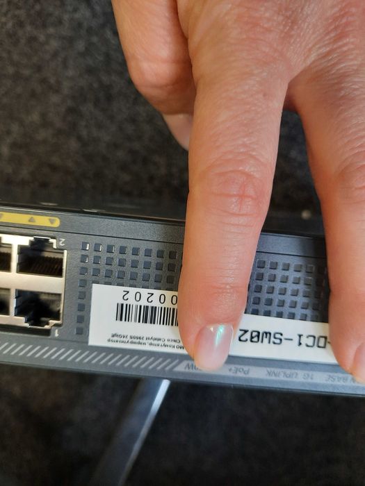 Комутатор, маршрутизатор Cisco Catalyst 2960X 24GigE