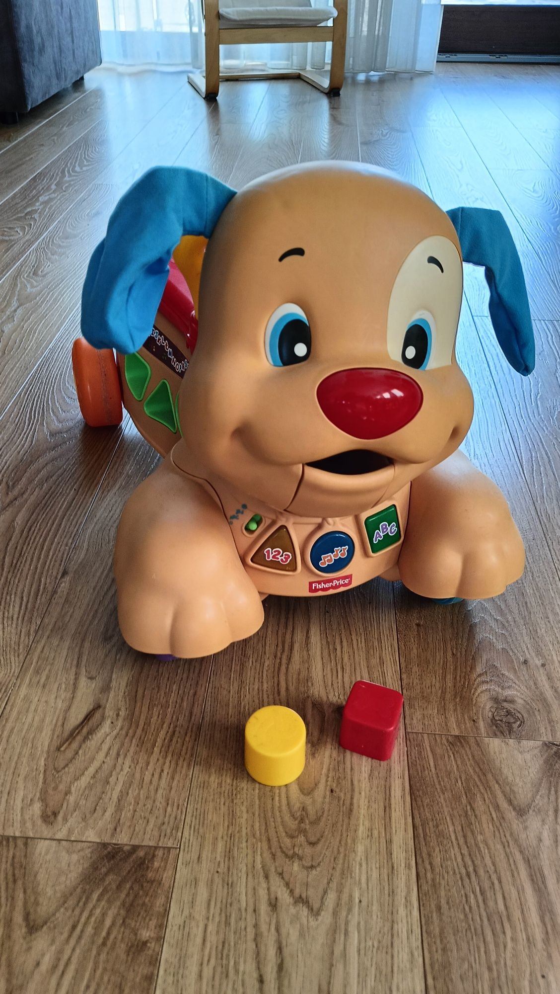 Szczeniaczek Piesek Fisher Price jeździk