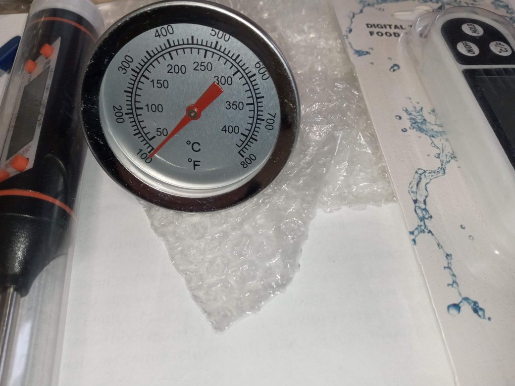 Термометр со щупом для кухни