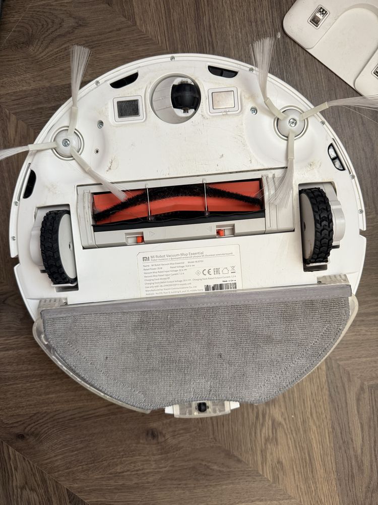 Продається робот-пилосос Xiaomi Mi Robot Vacuum Mop Essential