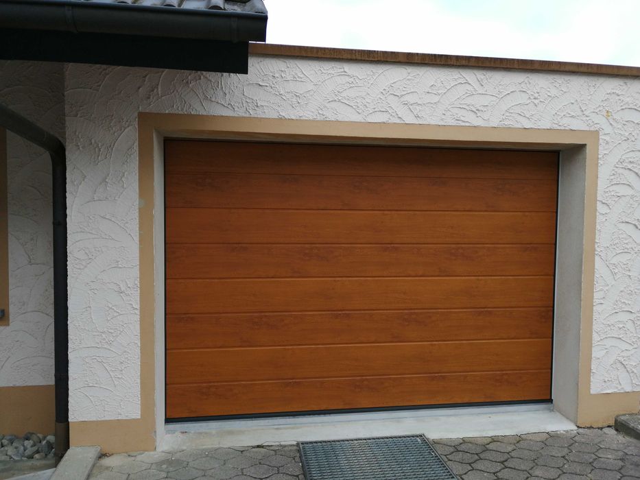 Brama HOERMANN   2375 x 2000 mm szer x wys