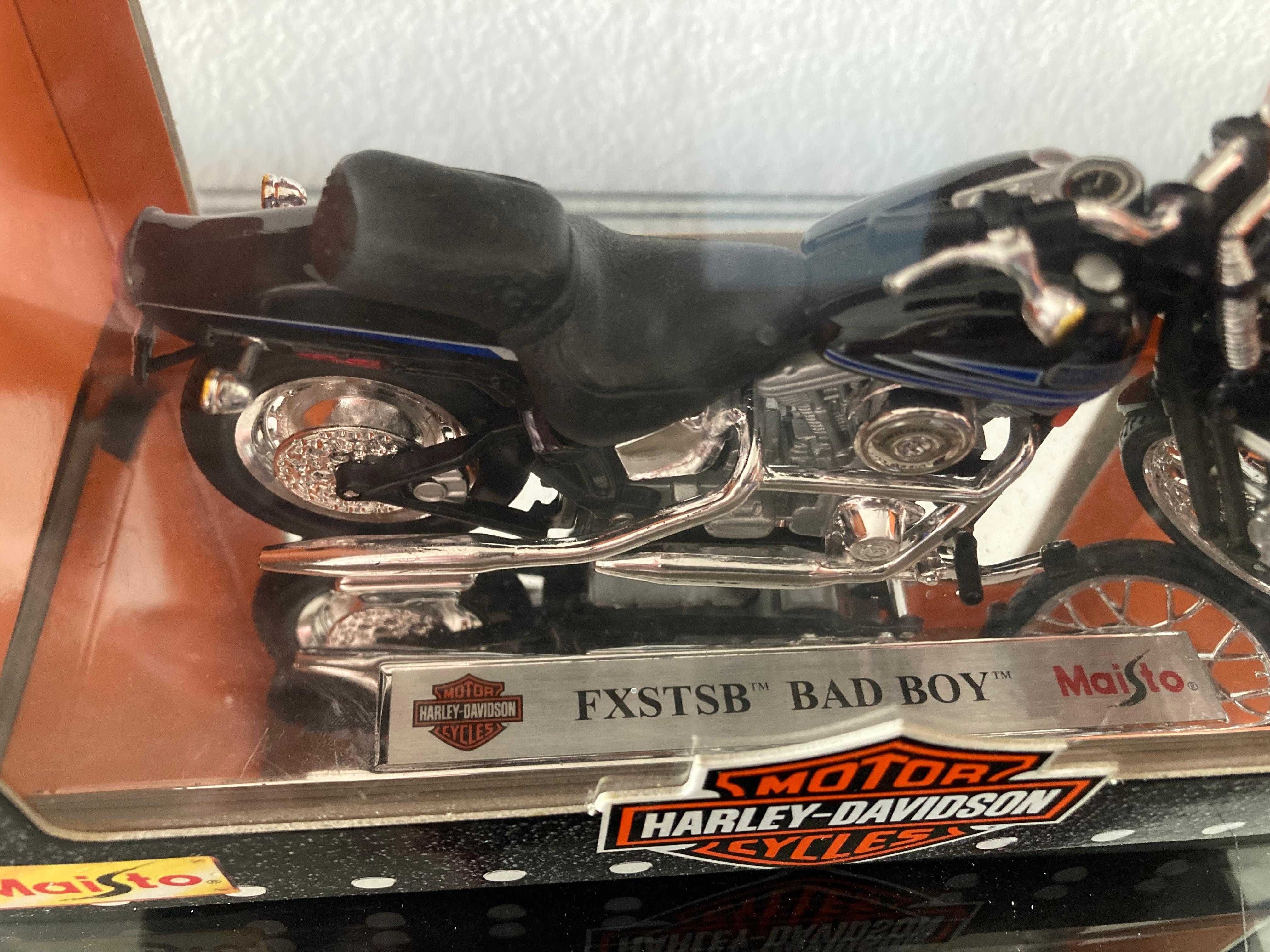 Miniatura Mota Harley-Davidson FXSTSB Bad Boy