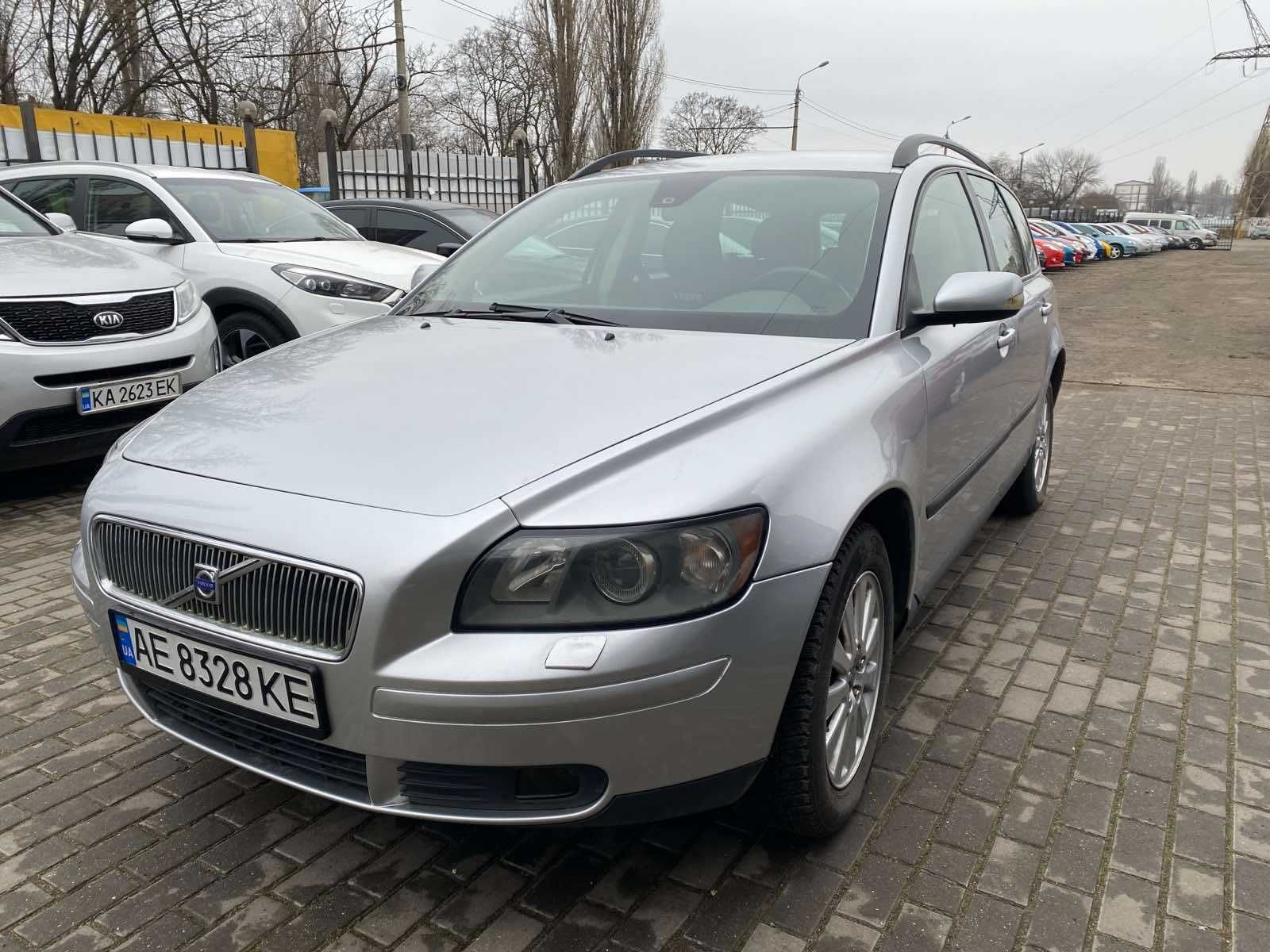 Volvo V50 2005 року 2,4 л. газ/бензин