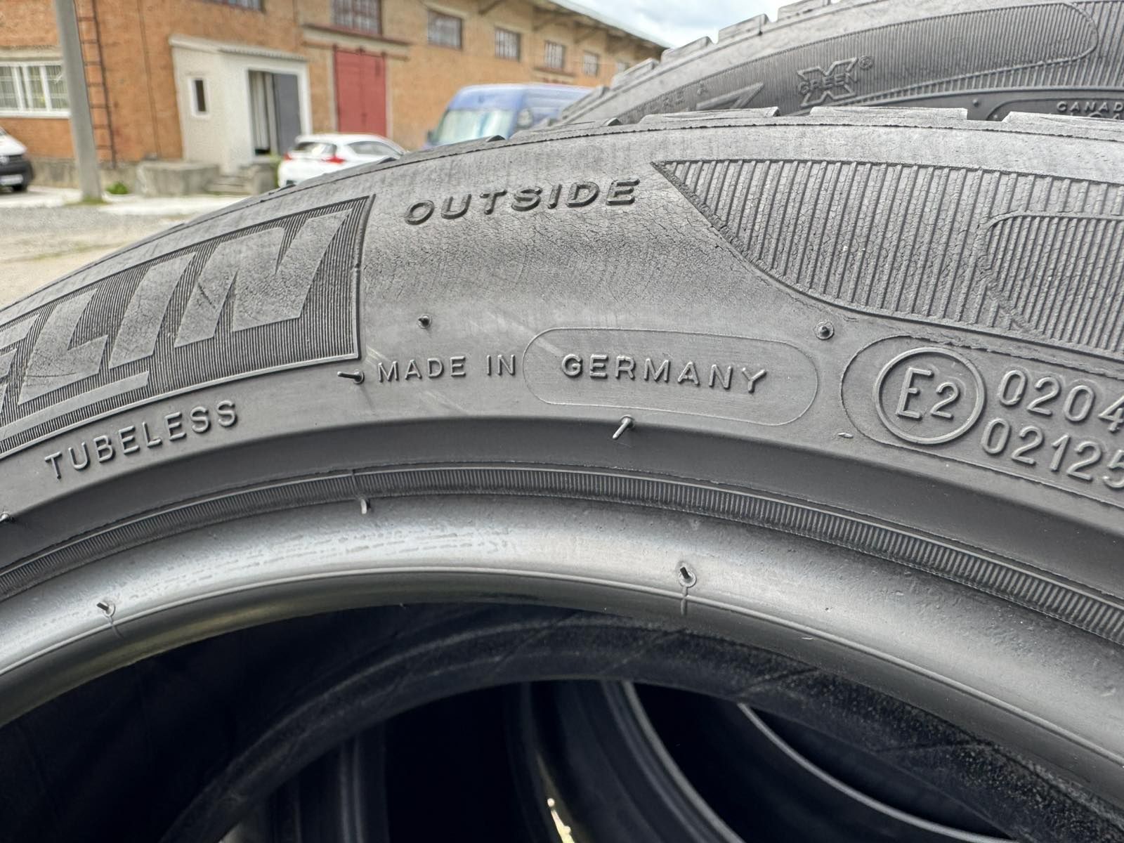 Літні шини Michelin 215/50 R17 резина Р17
