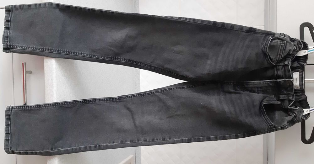 Джинсы MNG темносерые на девочку 10-11 лет