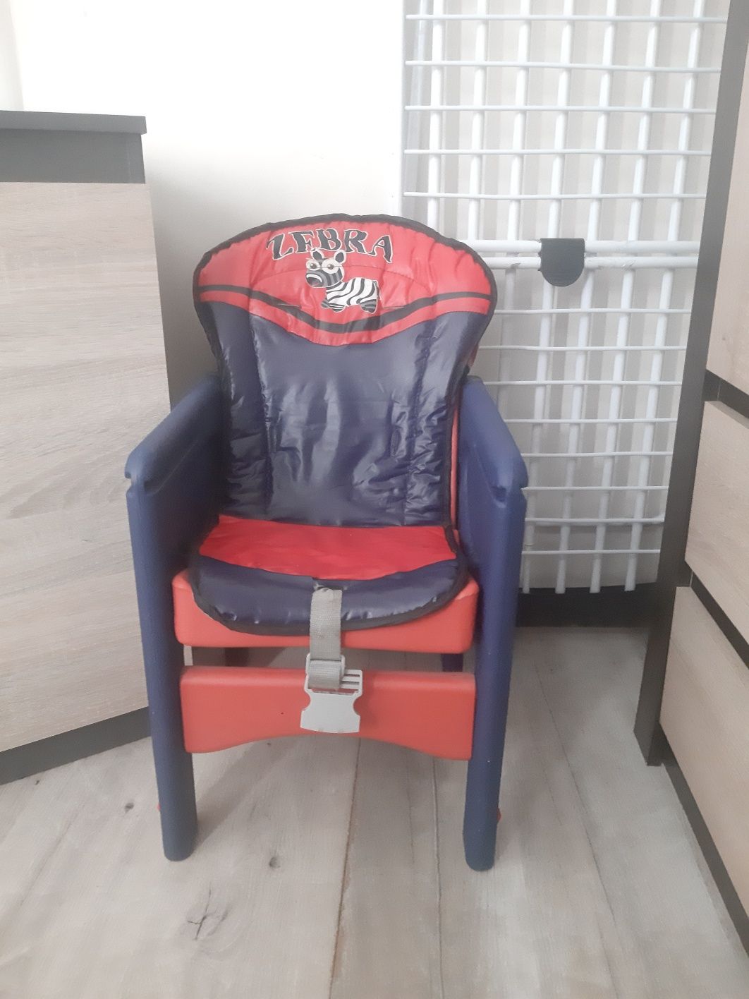 Krzeselko do karmienia