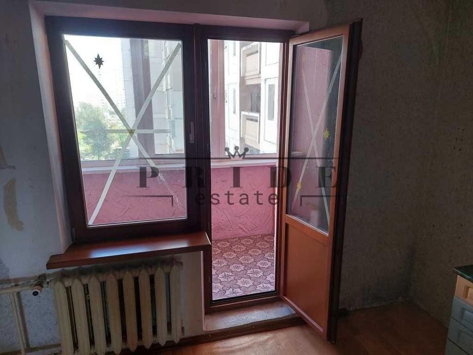 Простора 2 кімнатна квартира 63.5 кв.м  Троещина! Лисківська