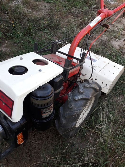 Motocultivador + frese + arado