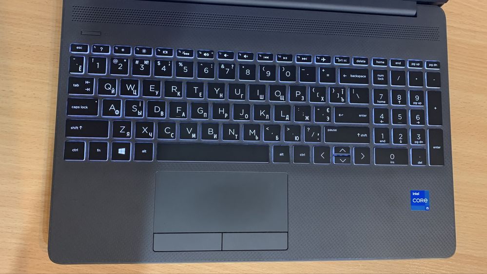 HP 250 G8/i5-1135G7/IRIS XE/16Гб DDR4-3200/SSD 256 Гб/15,6” IPS FullHD