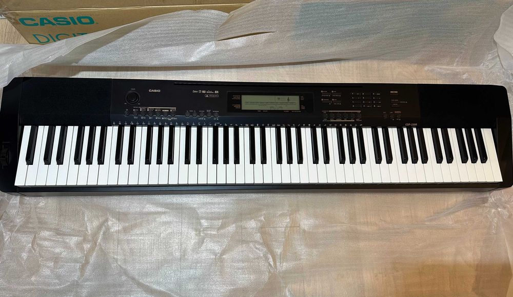 Піаніно Casio CDP-230, педаль SP-20, кабелі до iOS/Lightning + стійка