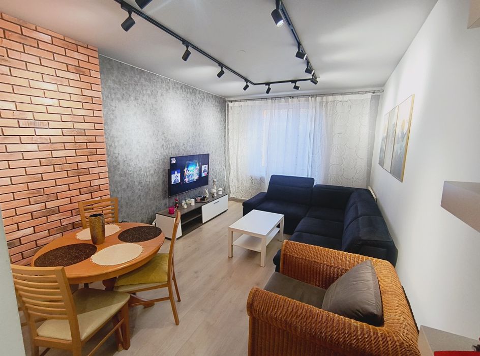 2 pok + kuchnia - umeblowane i wyposażone