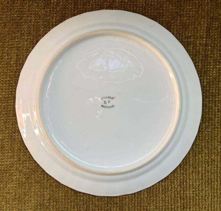 Conjunto de pratos de criança em porcelana Coimbra S. P. Portugal