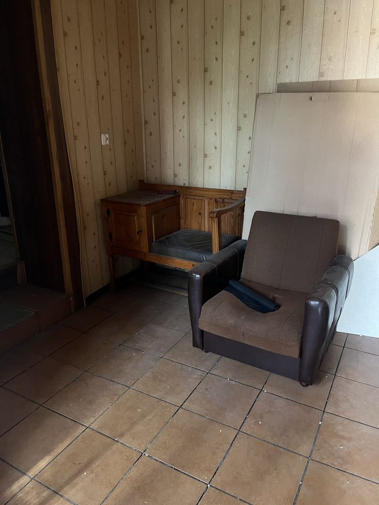 Oproznienie starego budynku mieszkalnego
