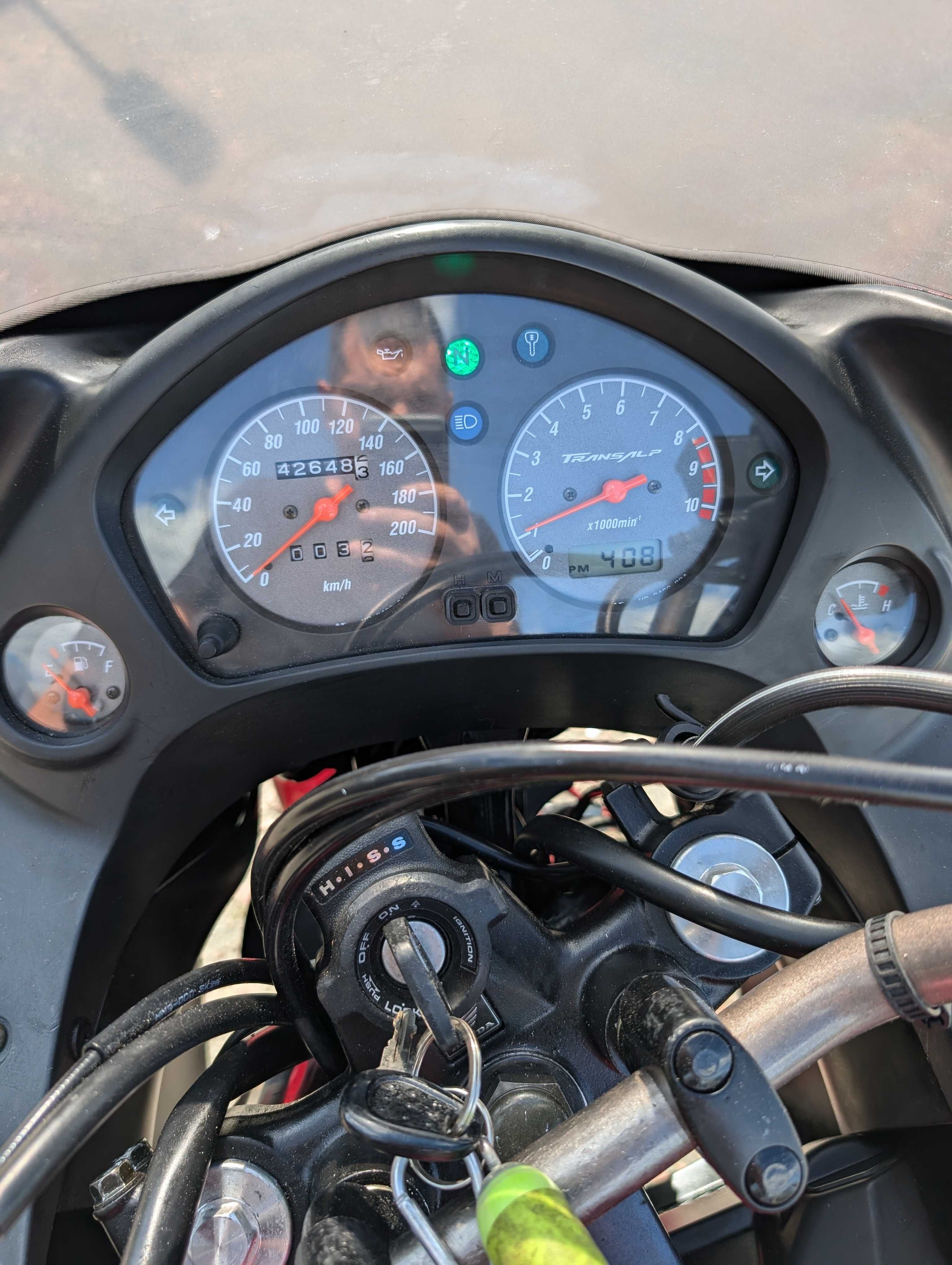 Мотоцикл Honda Transalp XL650V 2006 MoToBaZa
