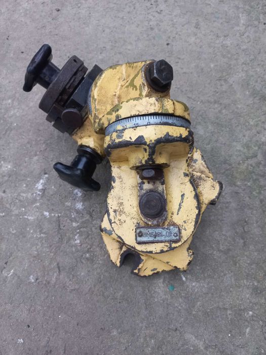 Поворотна бабка 3М642.