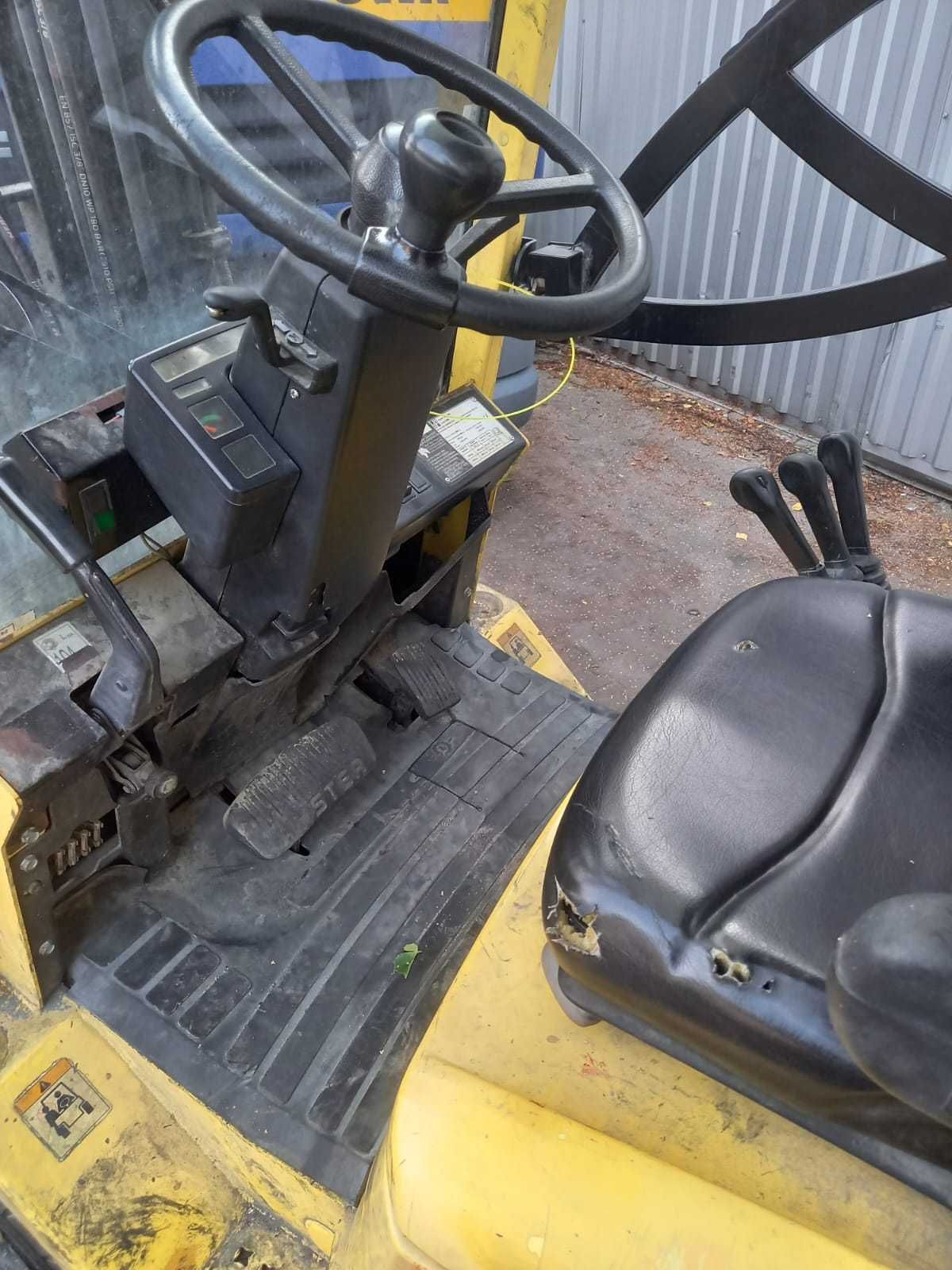 Wózek widłowy Hyster 1.50 XM triplex LPG