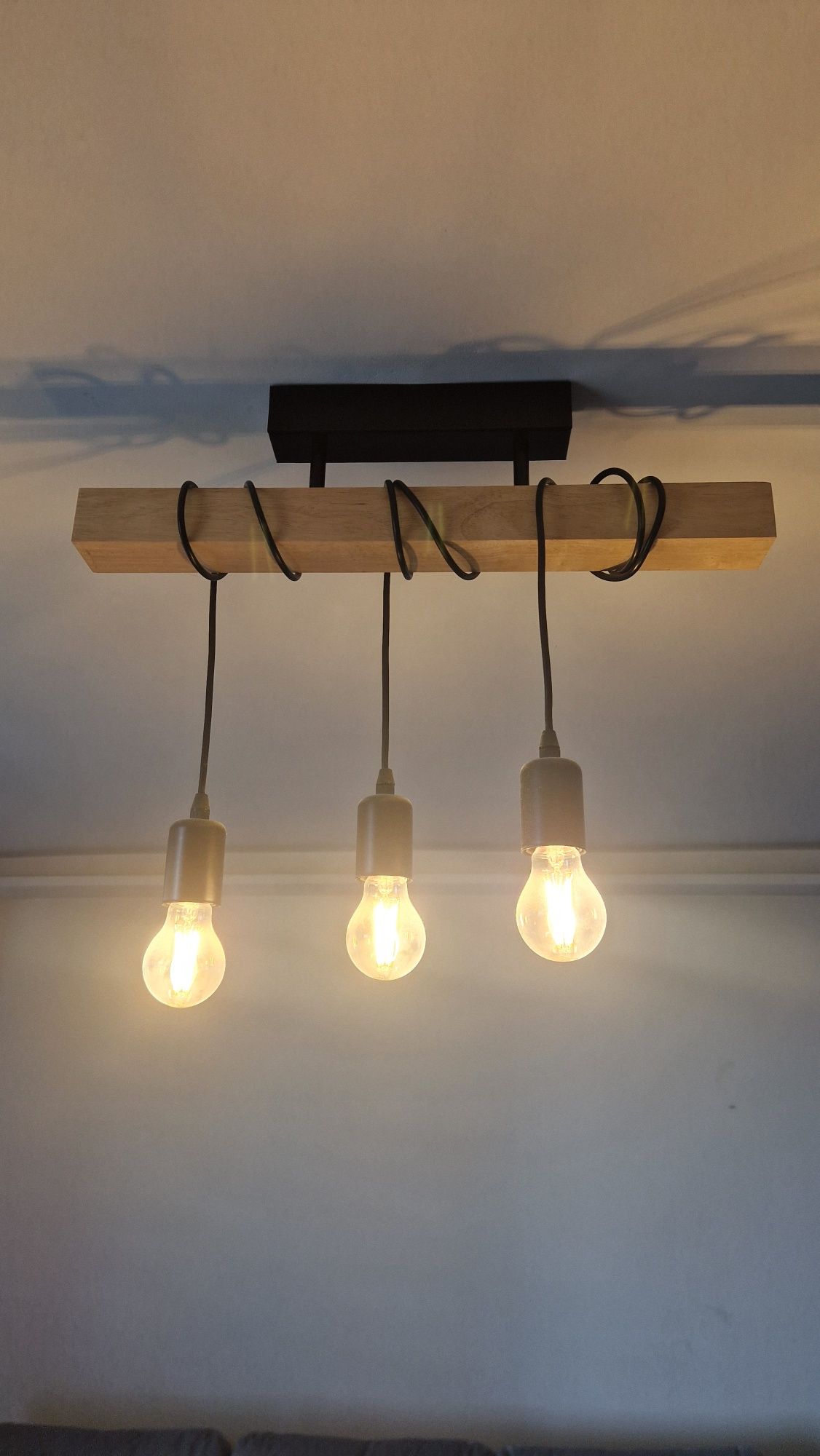 Lampa sufitowa wisząca industrialna (styl loftowy)