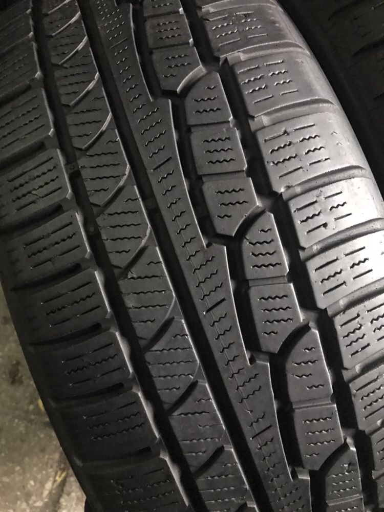 235/60/17 R17 Nokian WR G2 4шт зима