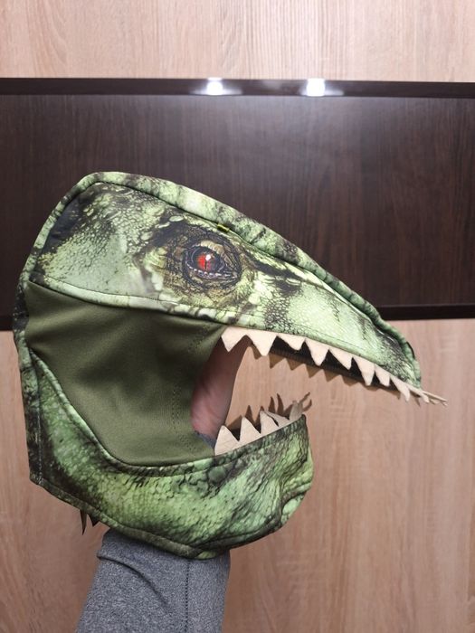 Костюм динозавра на 7-8 лет