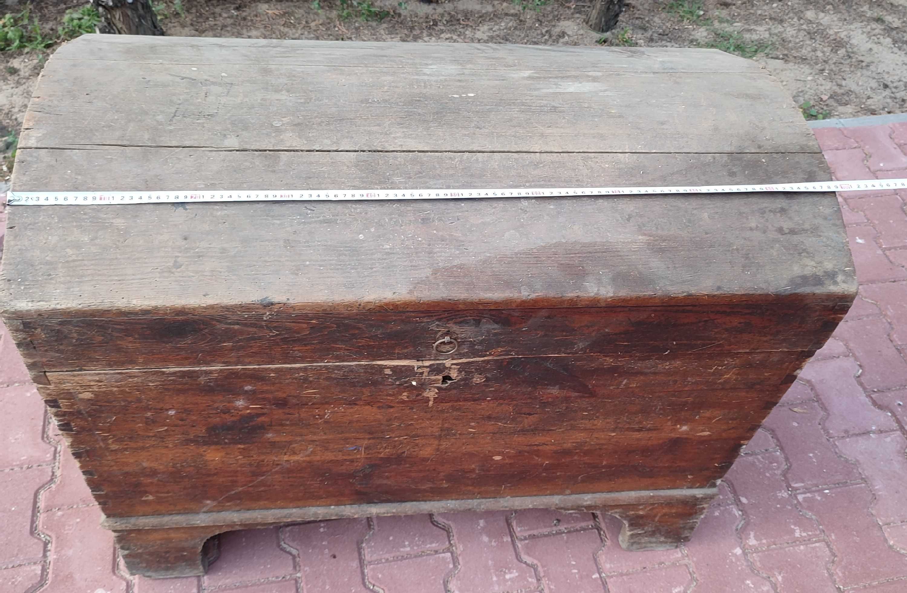 Kufer przedwojenny / zabytkowy