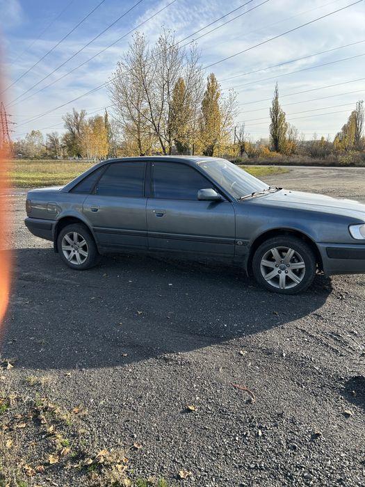 Продам Ауди 100с4