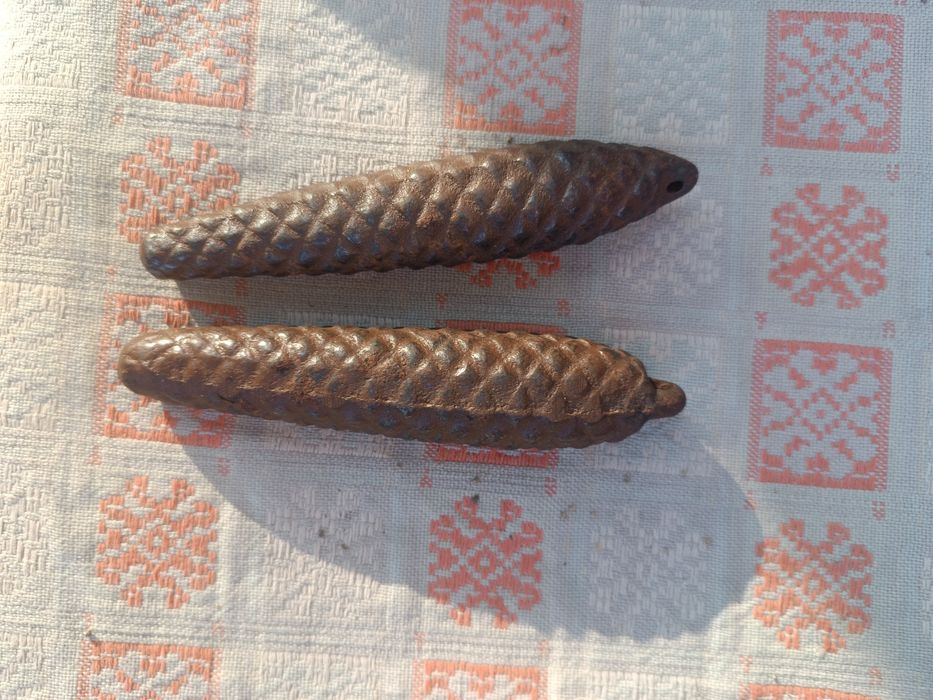 Гири / гирі шишки к часам с кукушкой 300 грн пара/ шишки к настенным ч