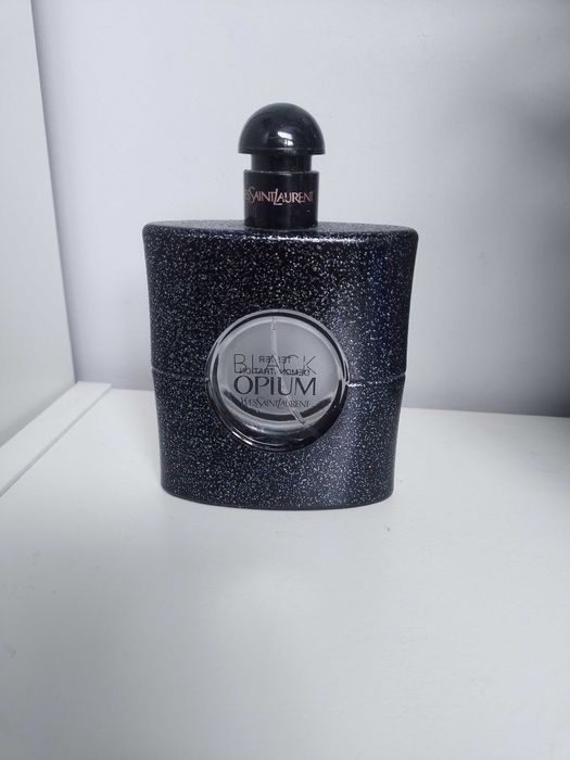 Flakon dla kolekcjonerów Black Opium