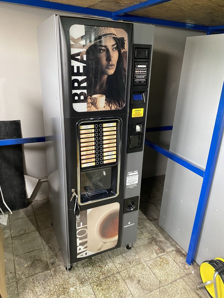 Necta OPERA Es Automat Vendingowy Sprzedający Vending Kawomat Ekspres