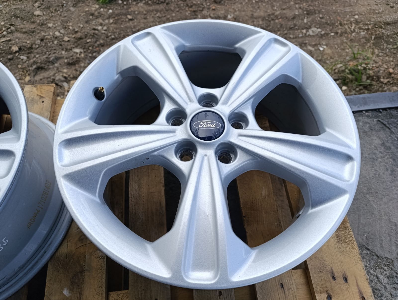 Оригінальні легкосплавні диски Ford 5*108 R17 титани форд Р17