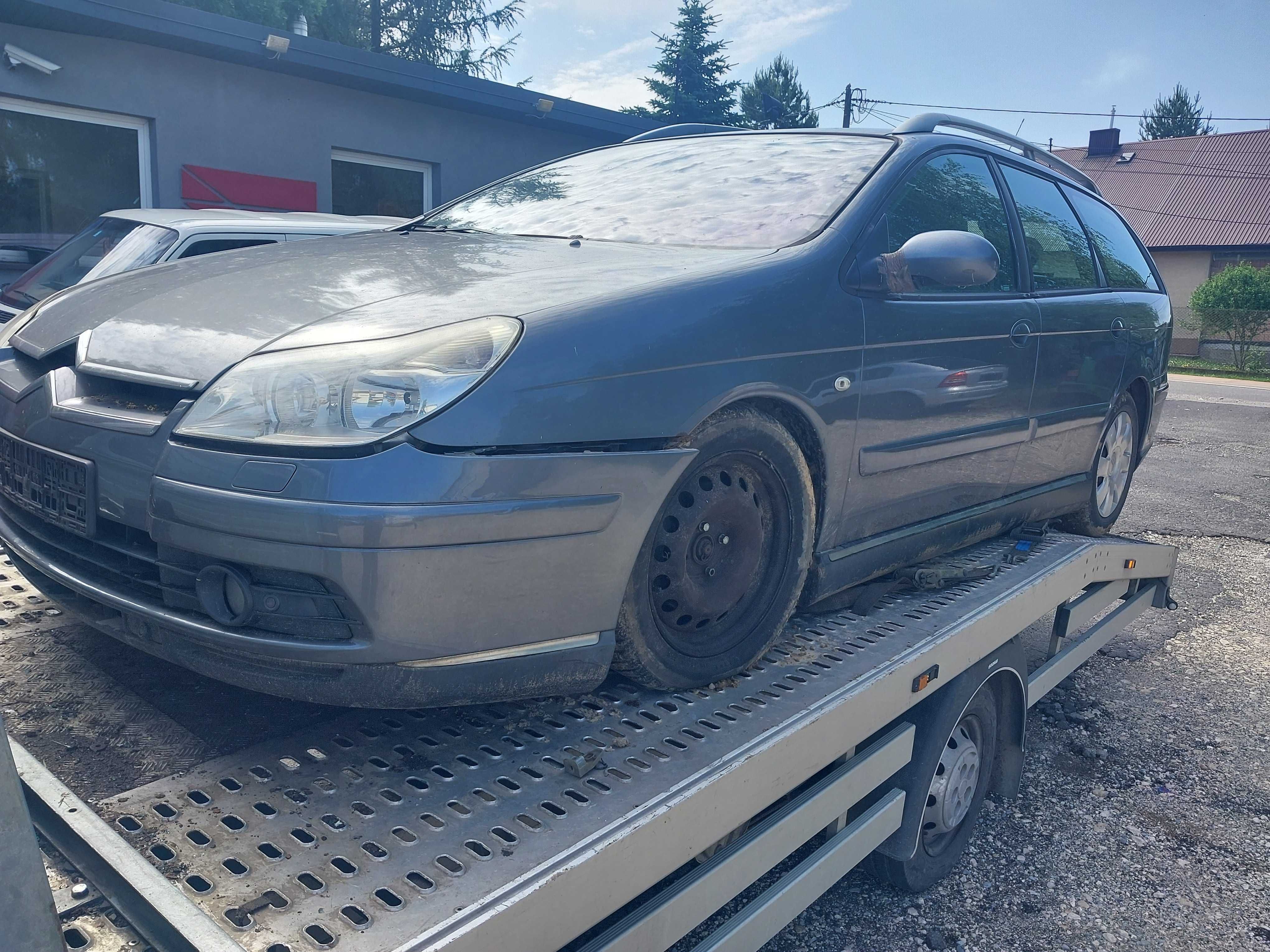 Posiadam czesci citroen c5  lift kombi  2.0 16v 2006r