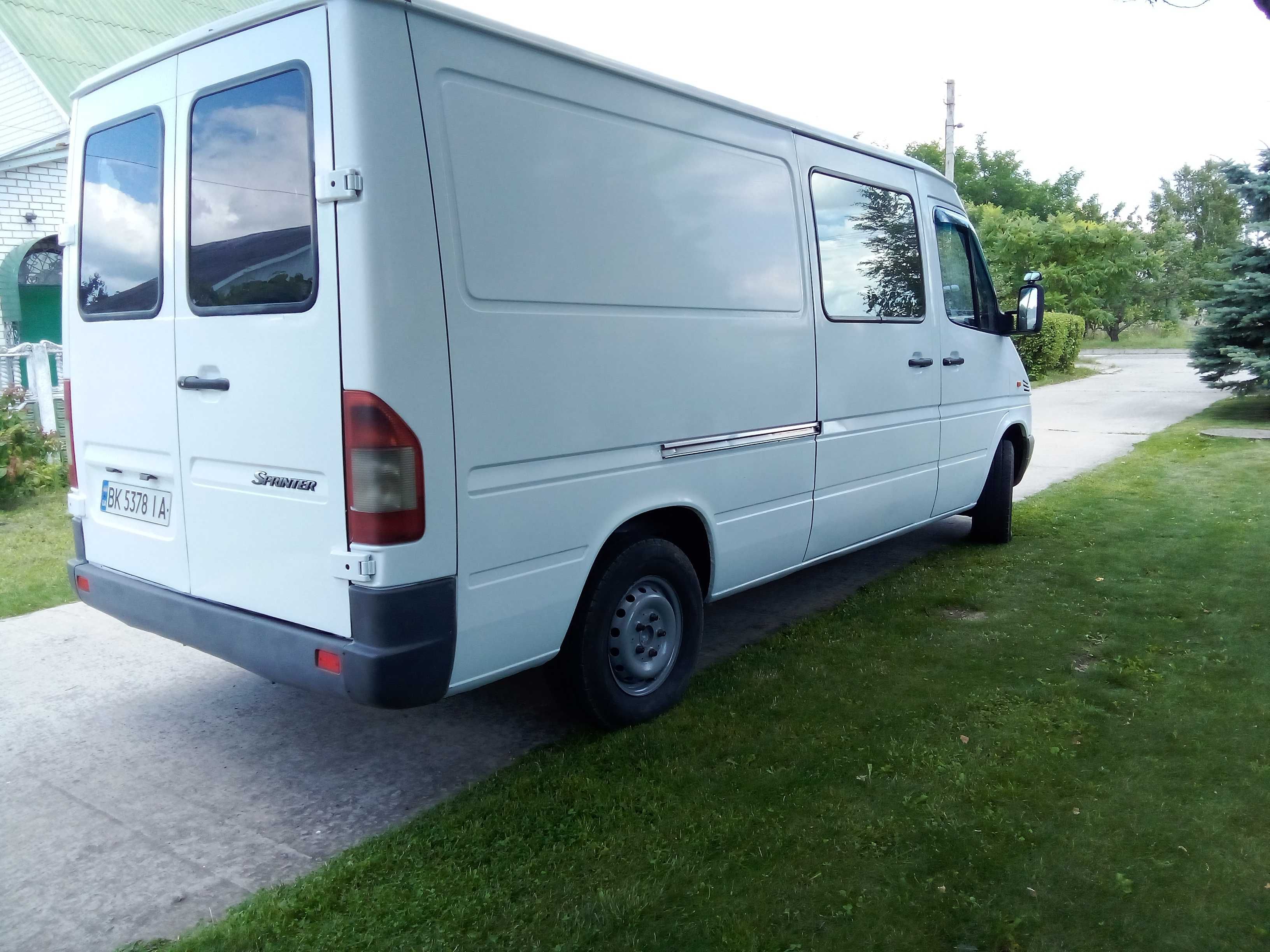 Продам Мерседес-Спрінтер 2.2д.(Пасажир 8 місць)
