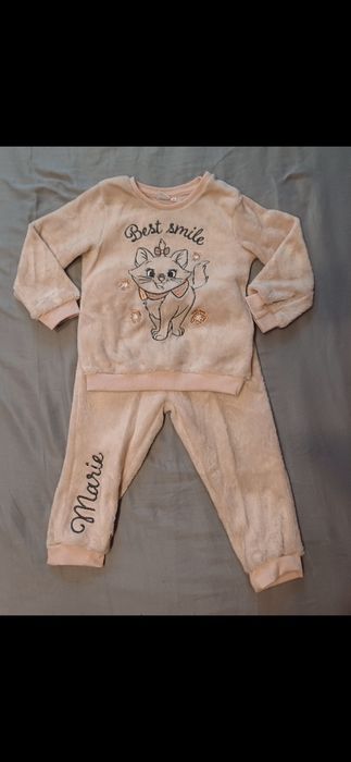 Ubranka dla dziewczynki