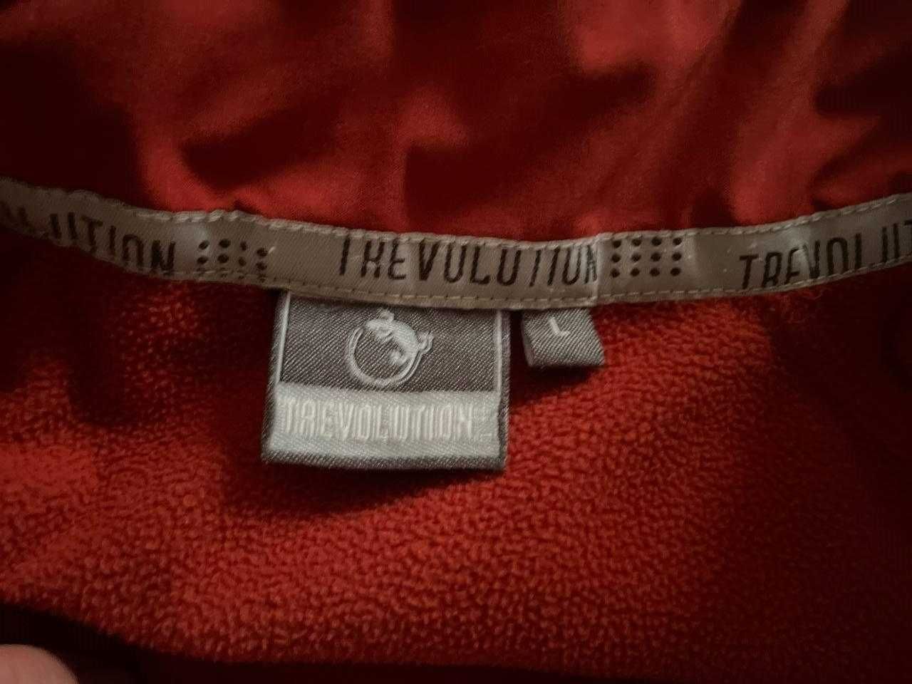 Продам вітрівка Trevolution