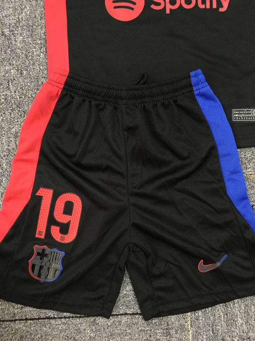 Strój dziecięcy #19 Lamine Yamal FC Barcelona wyjazdowa R.28