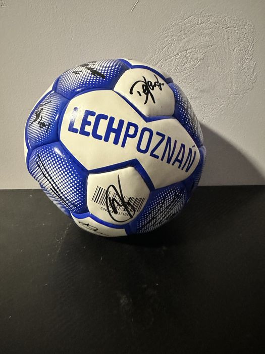 piłka lech poznań z autografami sezon 19/20