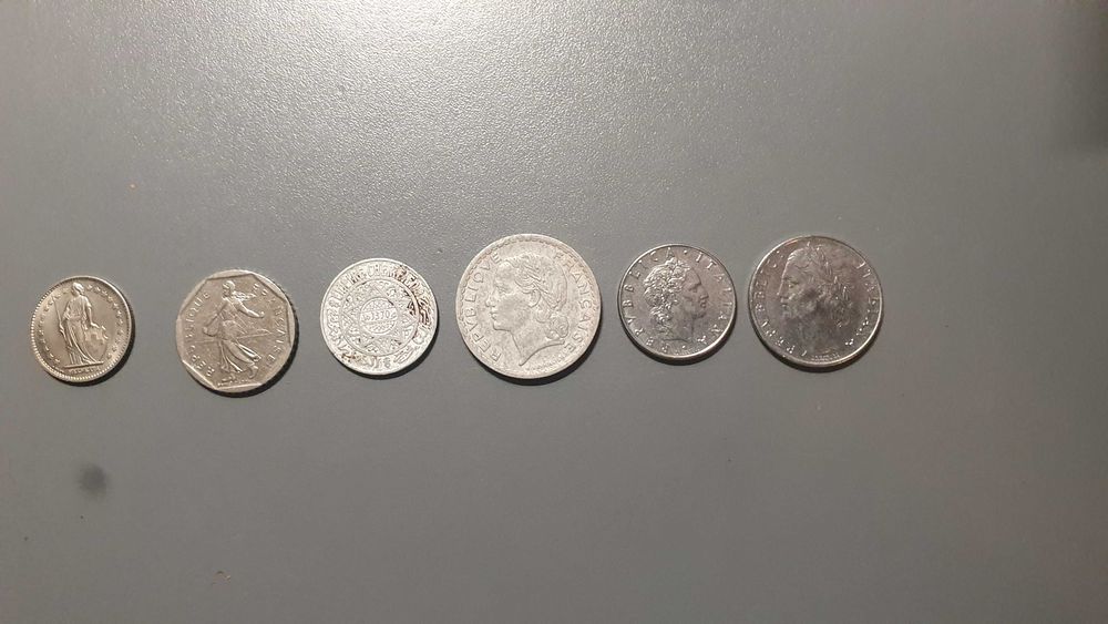 Moedas antigas para venda (X)