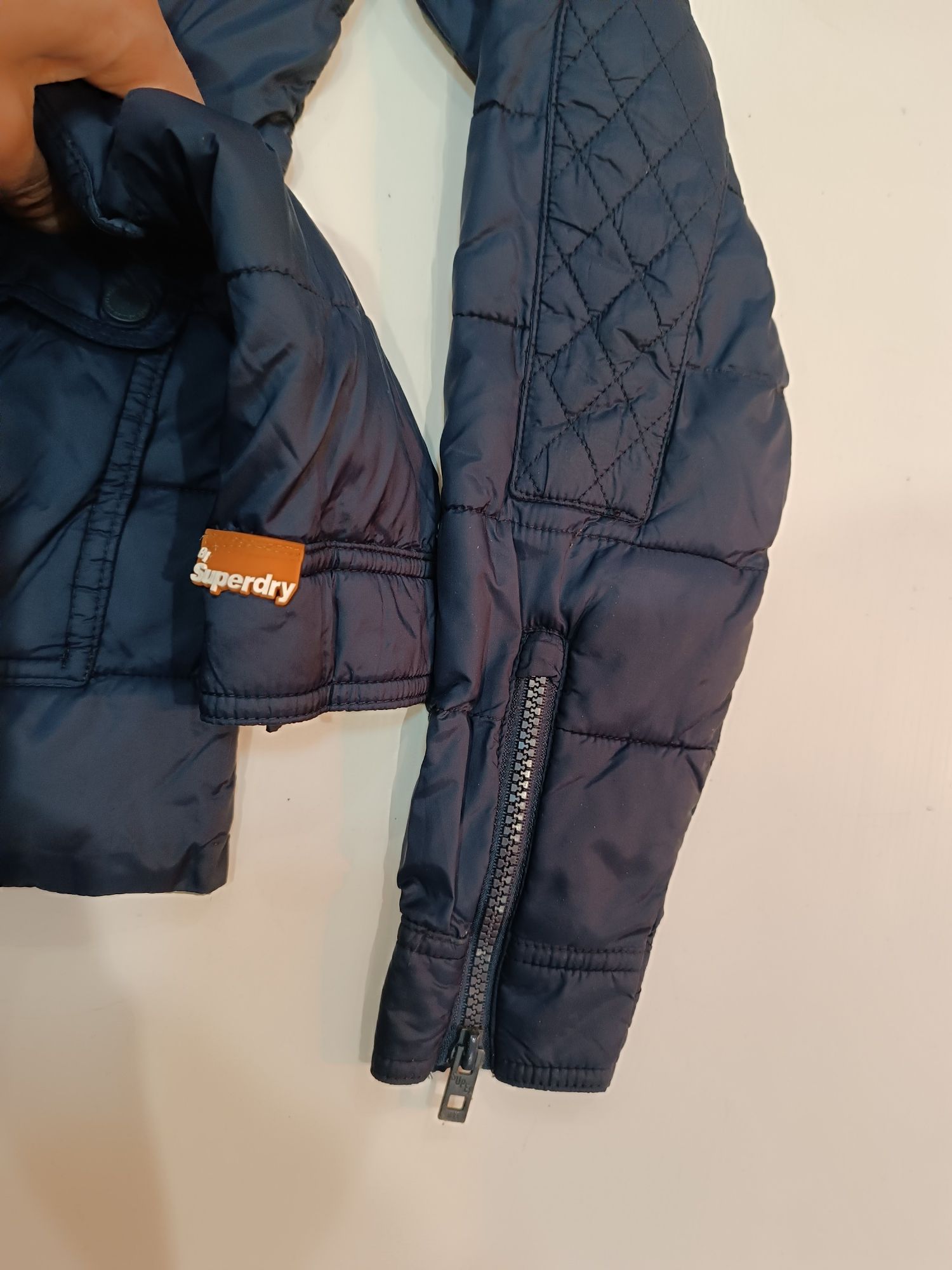 Superdry pikowana kurtka roz,xxs/32/4 ocieplana pikowana wiatrówka