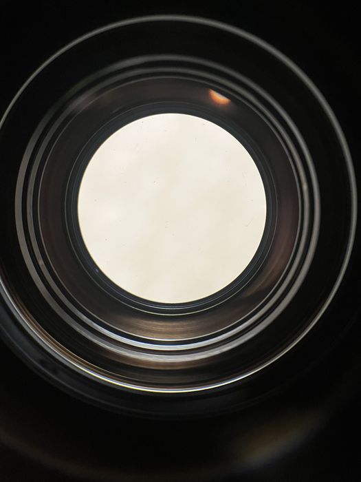 Объектив Samyyang 85mm f1.4 Canon EF