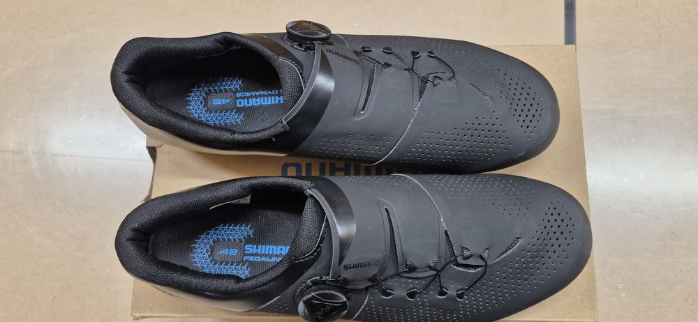 Buty rowerowe Shimano RC3 . SH-RC302 .