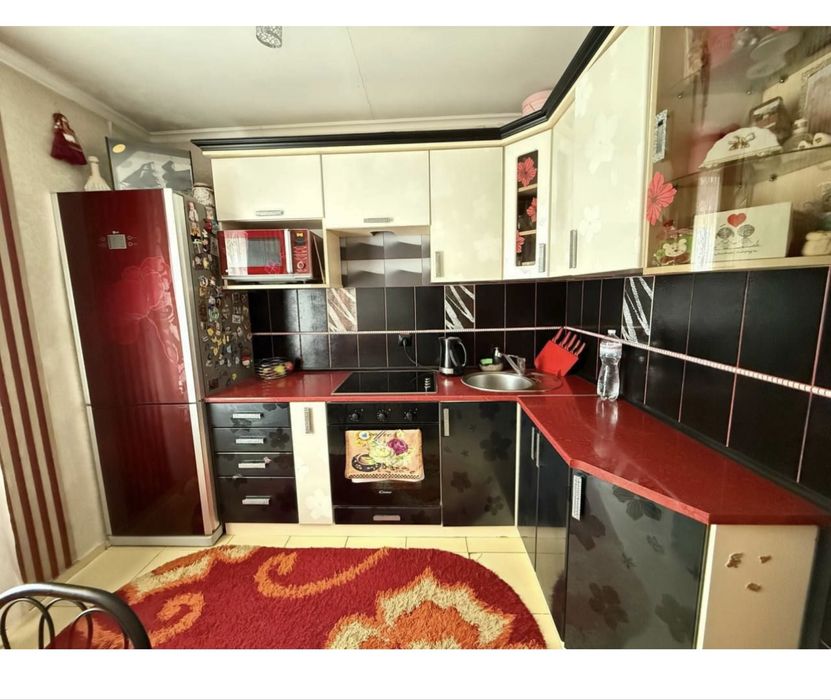 Продаж 2 к. Центр