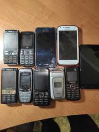 Мобільні телефони різні марки