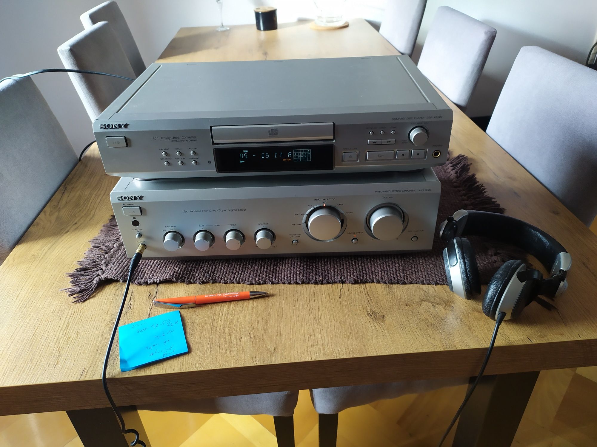Wzmacniacz Sony TA FE 520R+ pilot