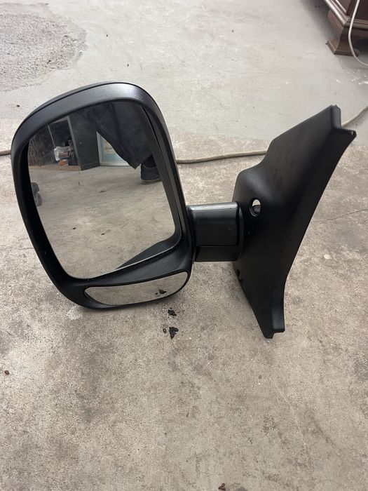 Espelhor ford transite lado motorista